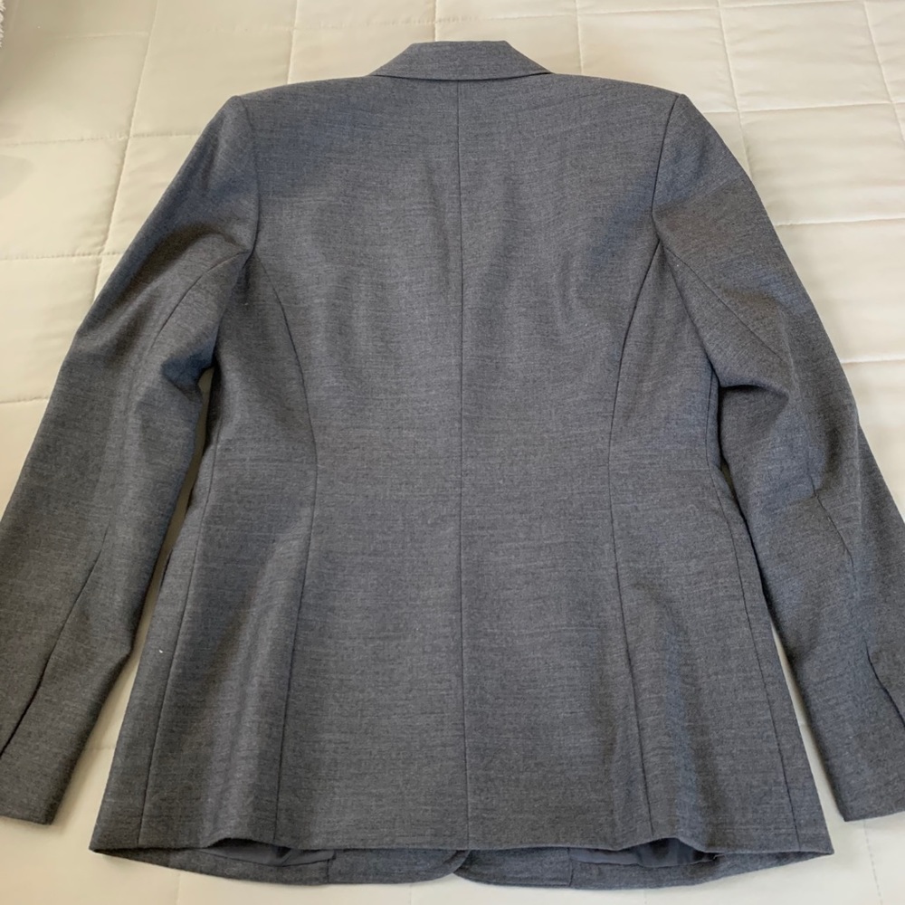 Blazer - Picture 11 of 11